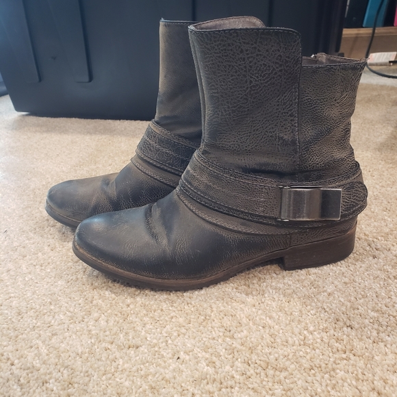 Booties - Picture 1 of 4